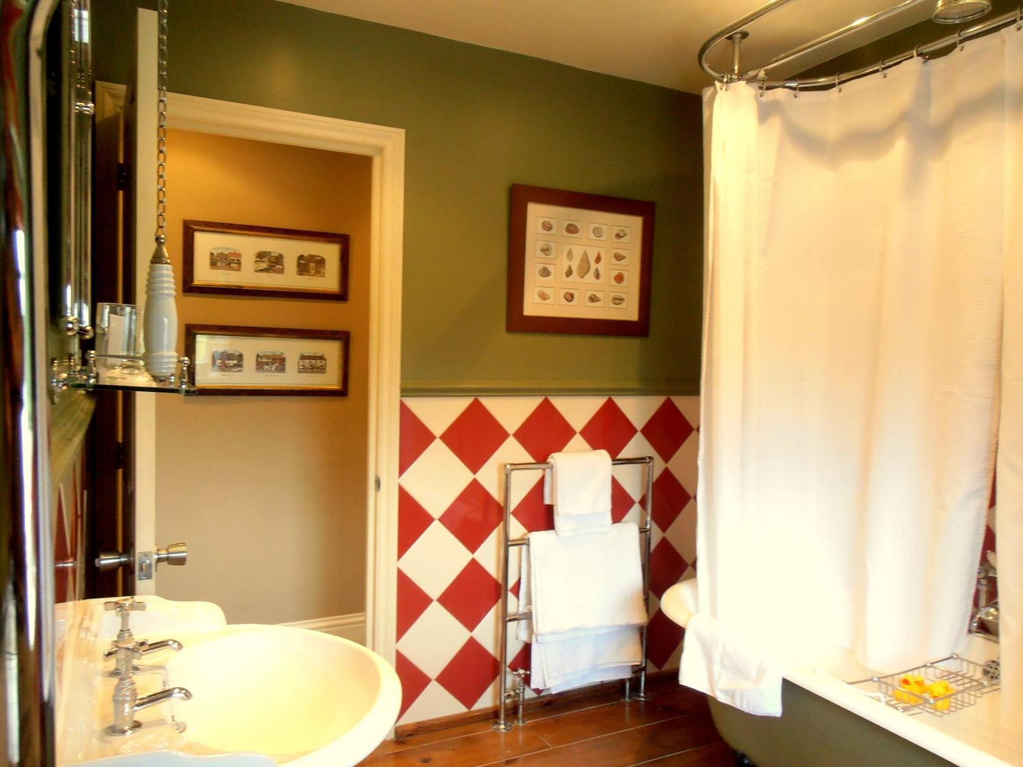 The Hunters Rest Inn Clutton الغرفة الصورة